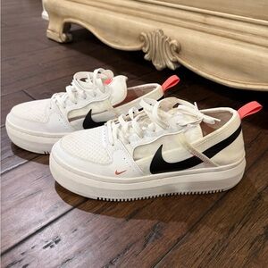 Nike Court Vision Alta (platform) in the white/Black/Crimson colorway size 10.5W